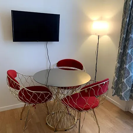 Confort - La Defense Apartment